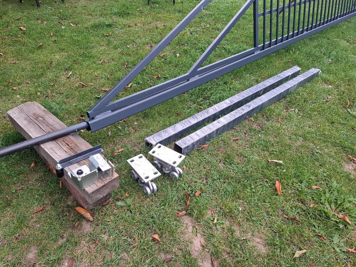 Samonosná pojezdová brána - 6