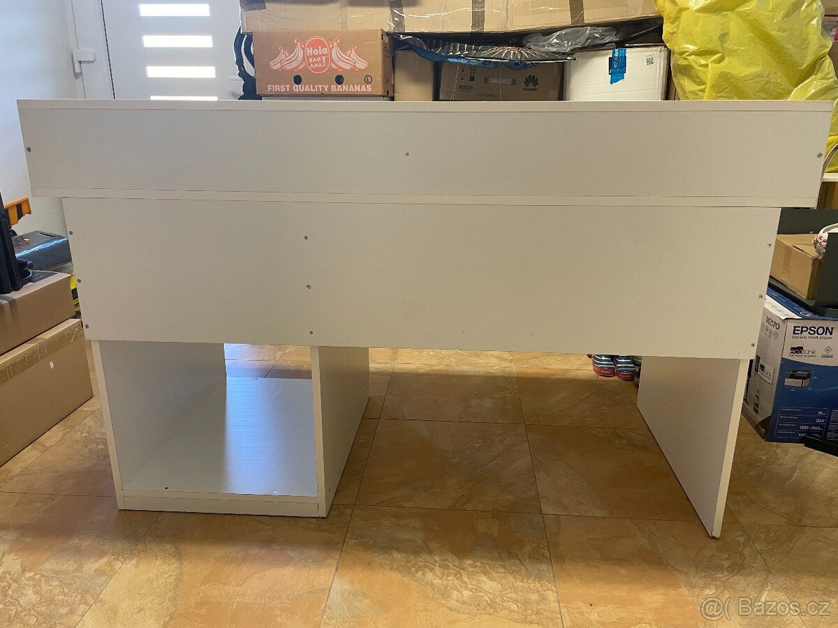 Pracovní stůl - 6