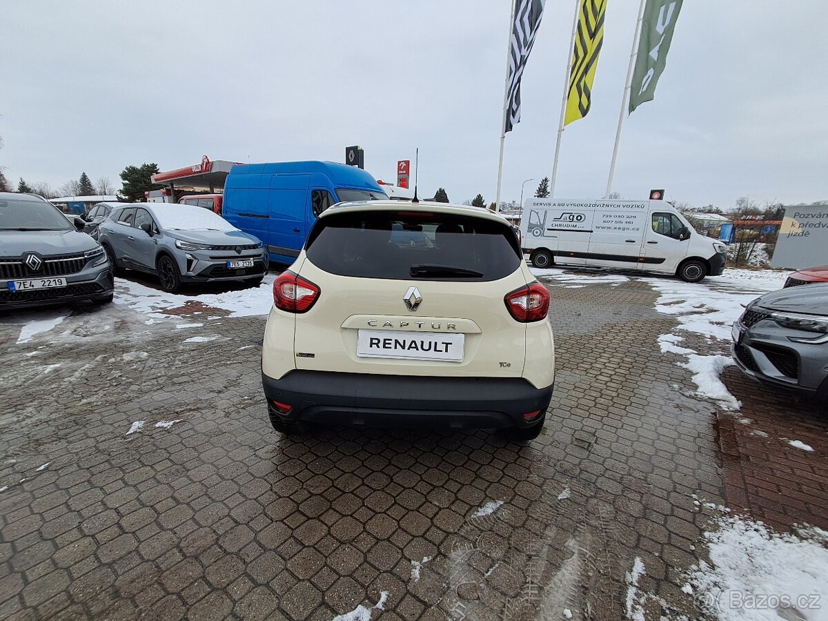 Renault Captur 1.2 Limited/87kW/1maj./ČR/2016 - 6