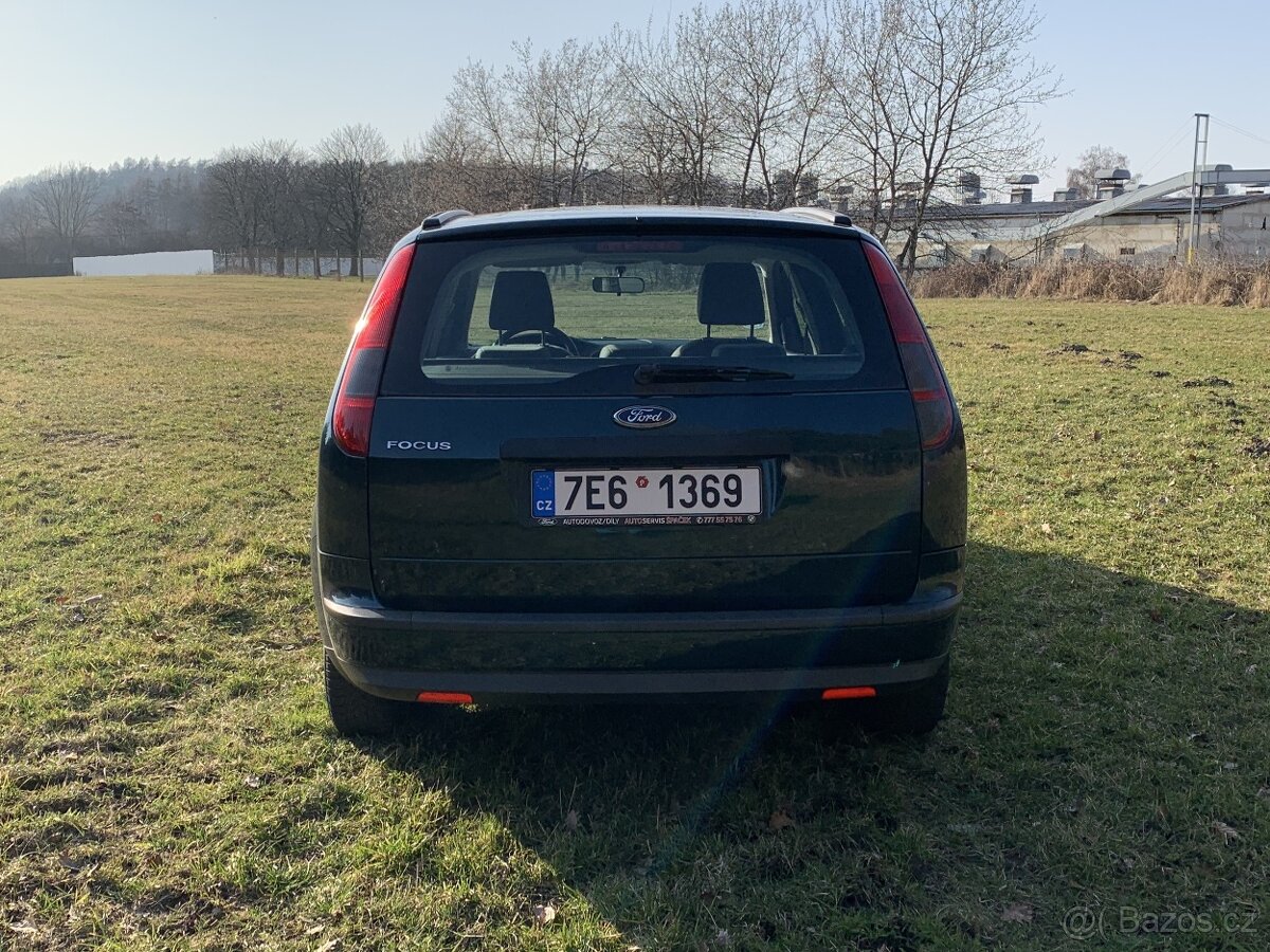 Ford Focus 1,6 74 kW - 6