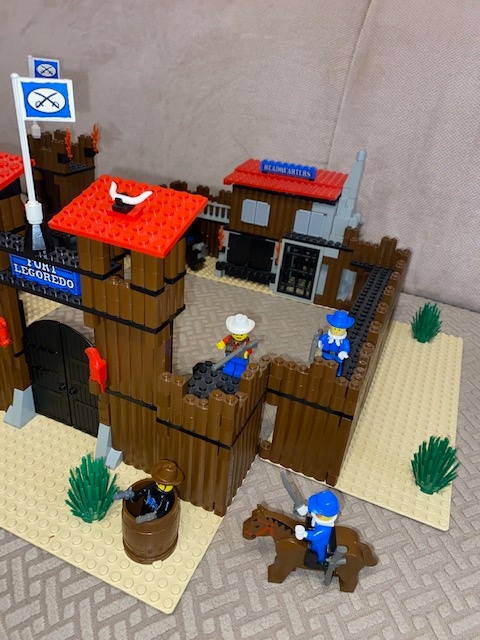 LEGO 6769 - FORT LEGOREDO - 6