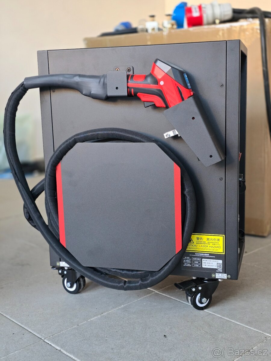 Lehká -Laserová svářečka SanLaser 1200W - 25kg - 6