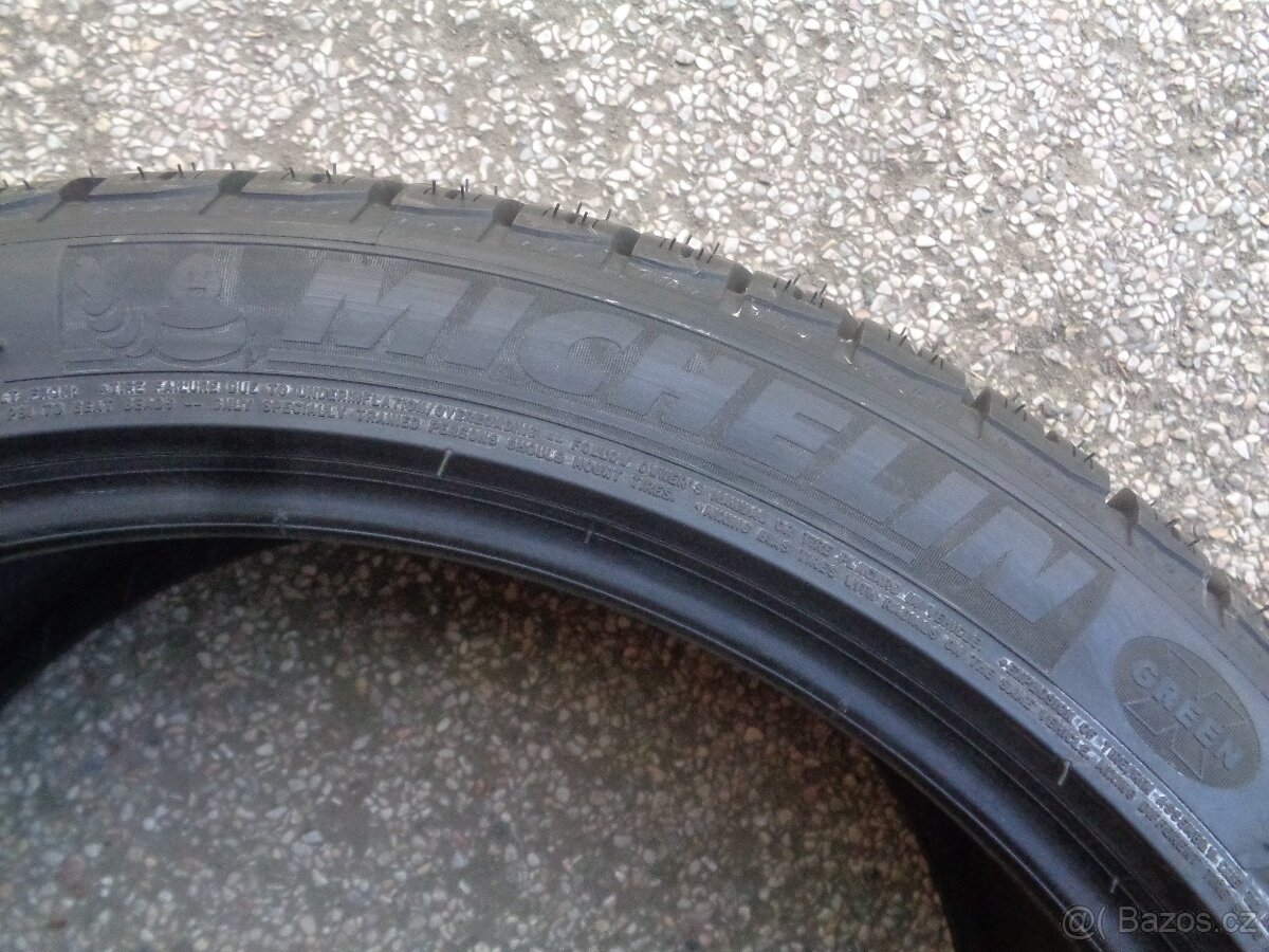 Zimní pneu 255/40/20 101V R20 Michelin - Nové - 6