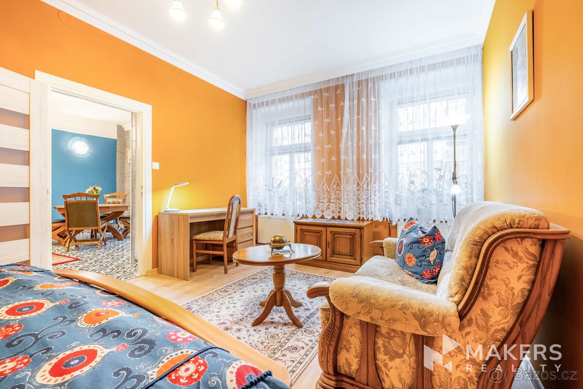 Prodej bytu 4+1, 120,5 m², historický dům, Teplice, ul. Na S - 6