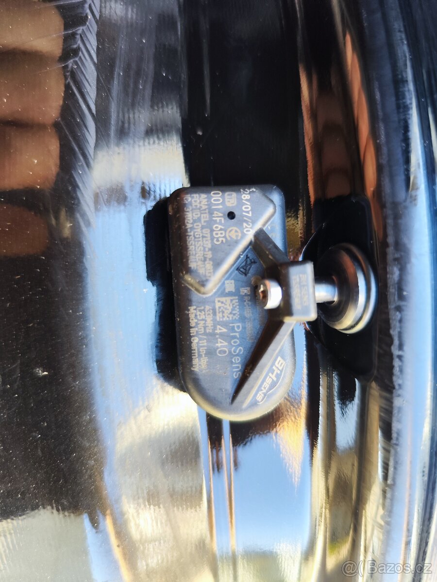 Alu sada =5x114,3 =R16= RIAL = NOVÉ - 6