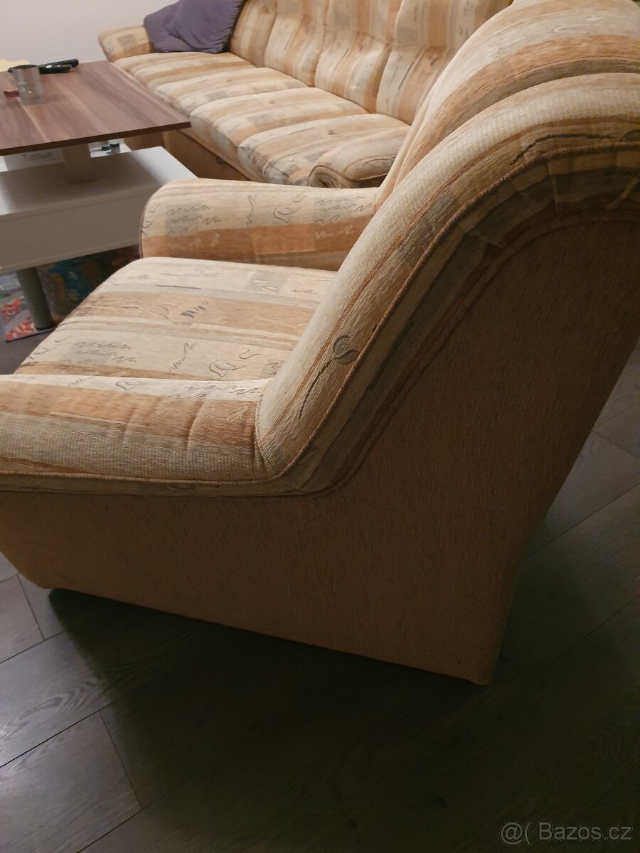 Sedací souprava a křeslo - 6
