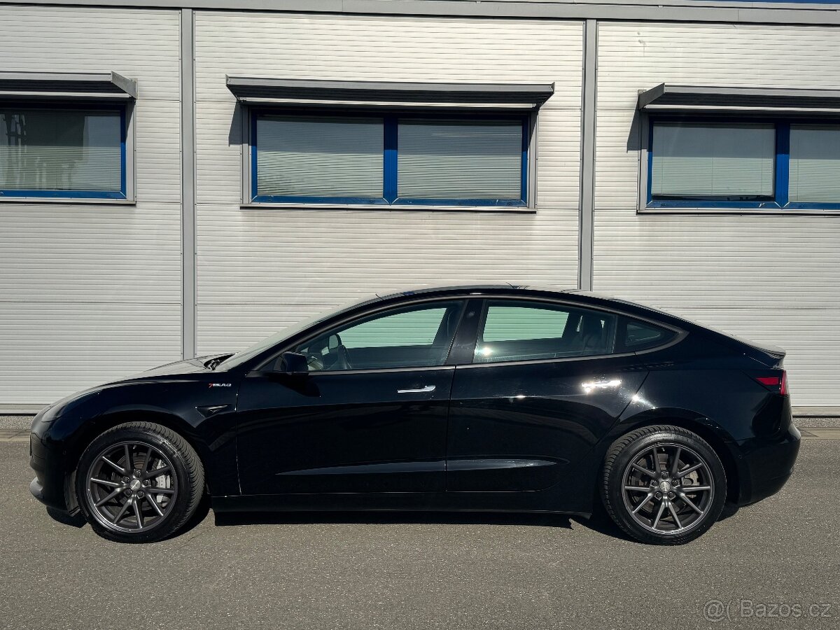 Tesla Model 3 SR 2019 - 6