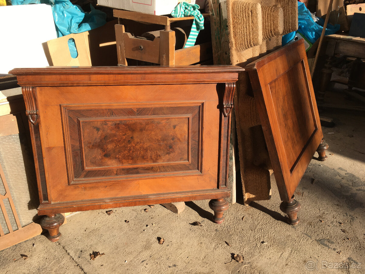 Stolek neoklasicismus a postel 19.st. - 6