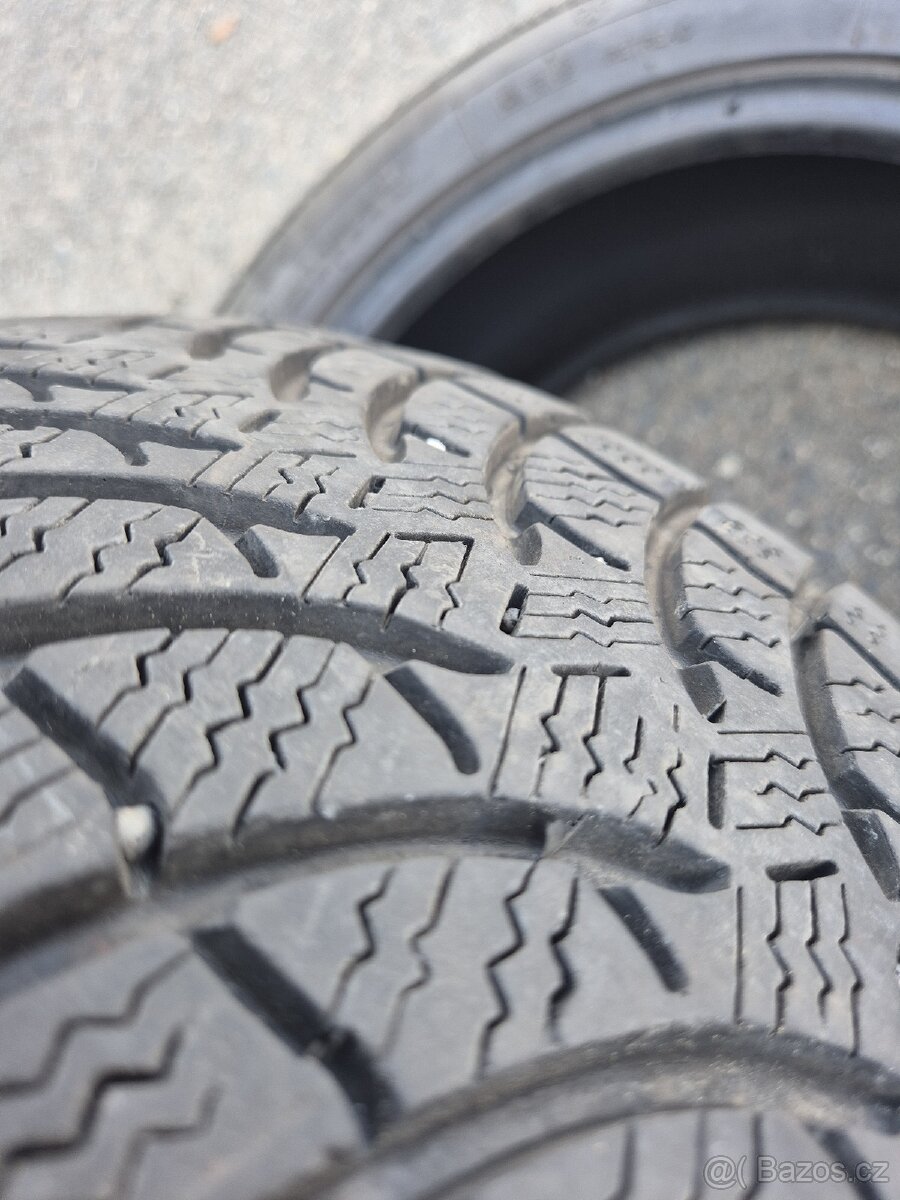 Zimní pneu - 205/55 R16 - 6