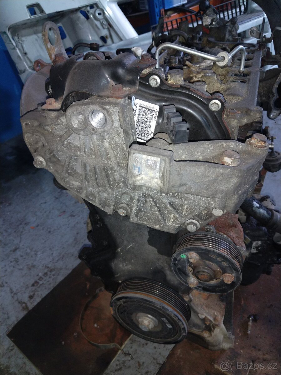 Motor 2.0dci 115 z Trafic 2 2008 - 6