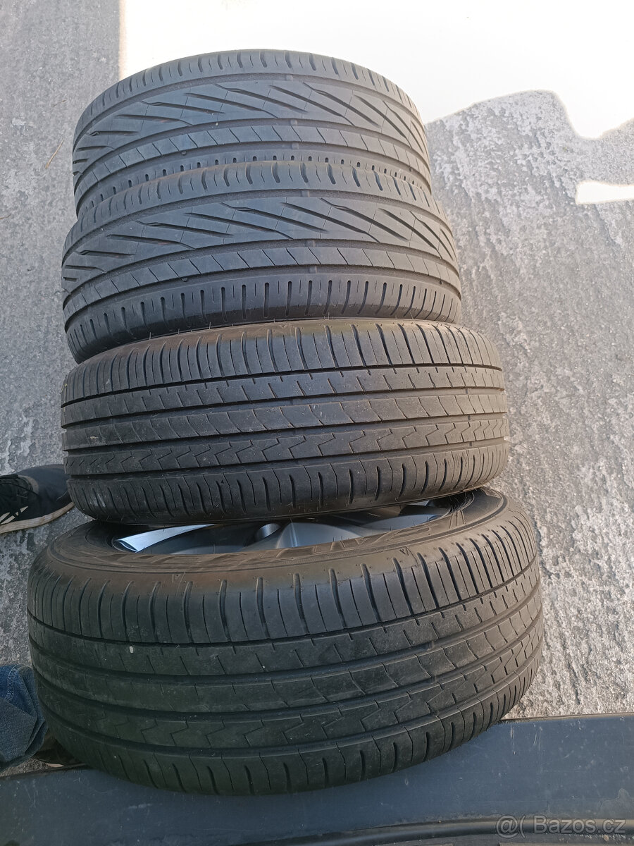 Škoda Octavia III - alu 6,5x16 et46 + letní 205/55/16 - 6