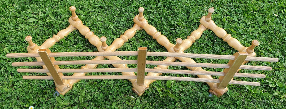 poličky police věšák masiv - 6