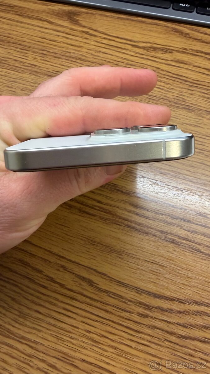 Apple iPhone 15 Pro Max 256 GB White Titanium - 6