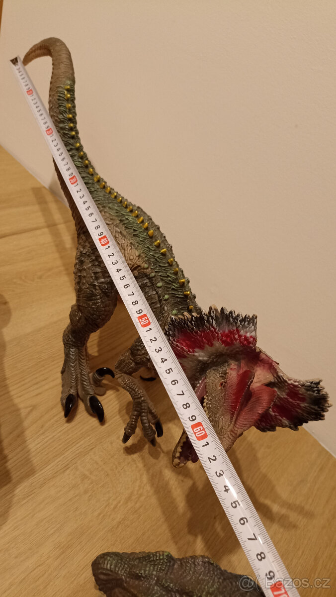 Luxusní, velcí dinosauři. - 6