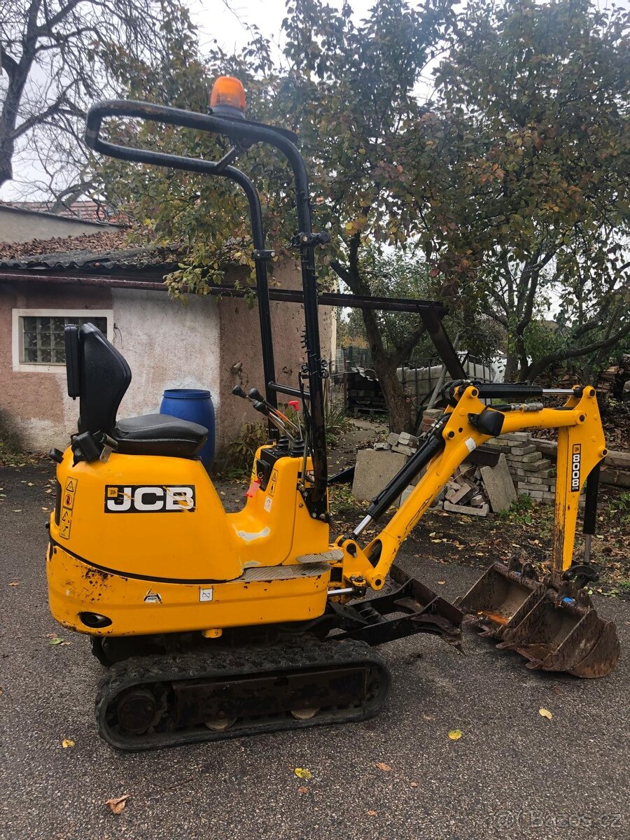 Prodám minibagr JCB 8008 CTS - 6