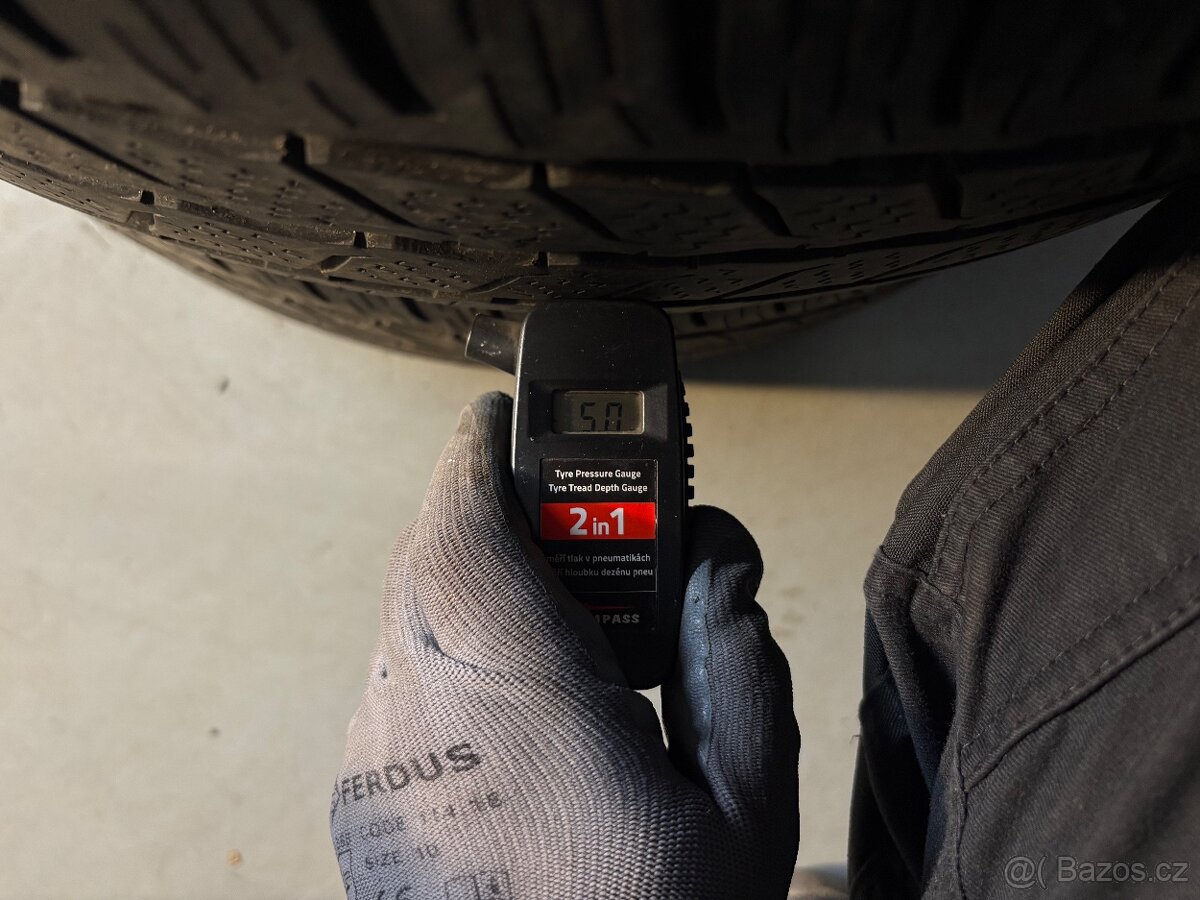 Zimní pneu Bridgestone + Continental 235/65R16C - 6