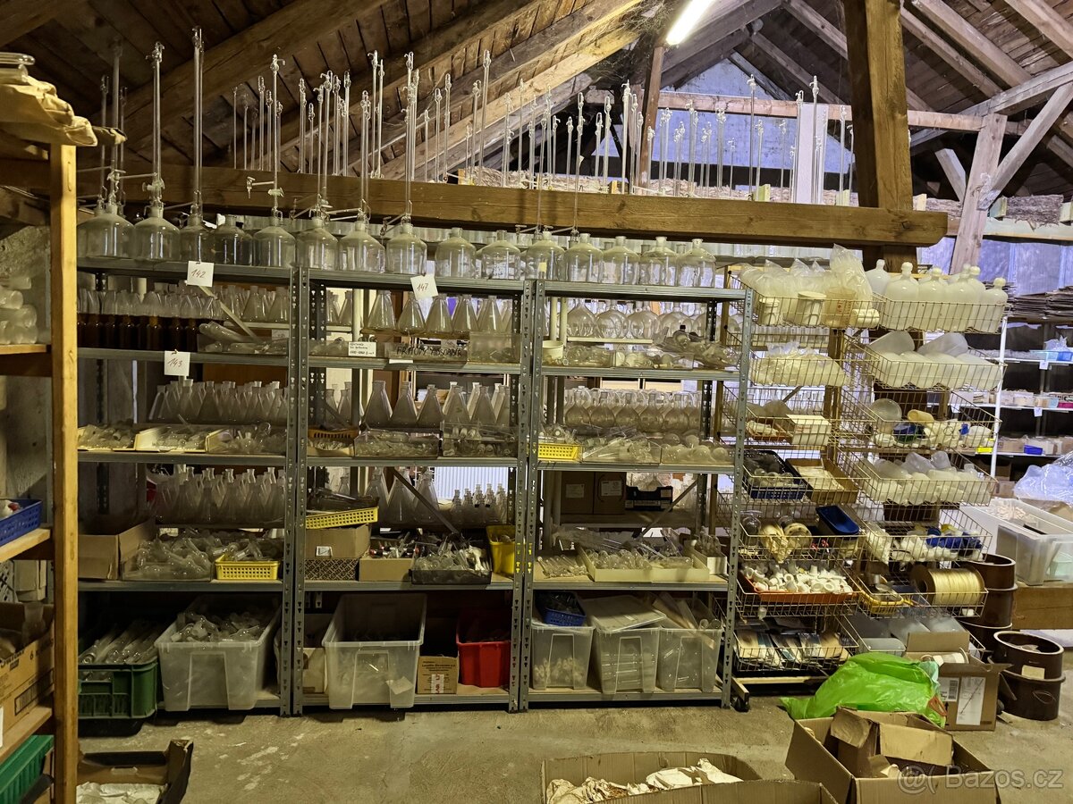 Laboratorní sklo - 6