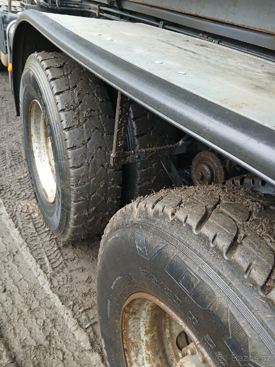 Renault nosič kontejnerů 6x4 450hp - 6