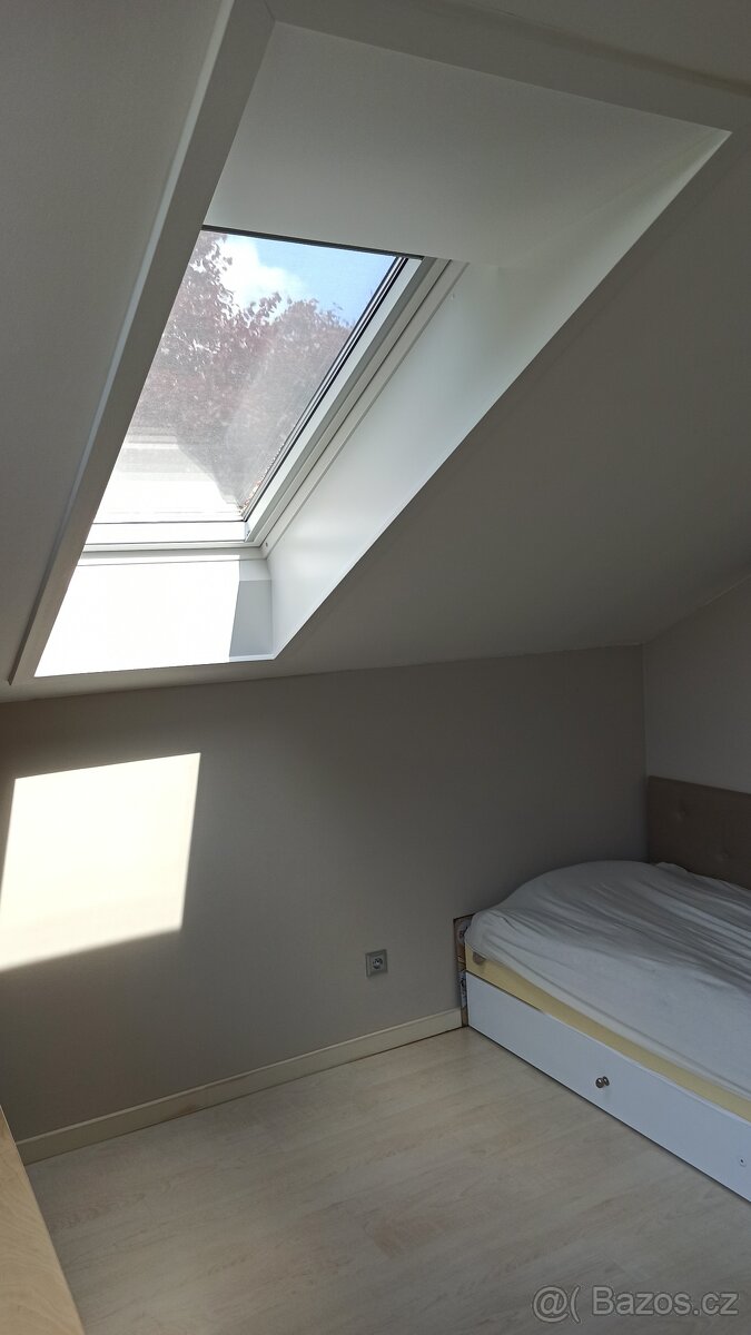 Střešní okna Velux a Roto - 6