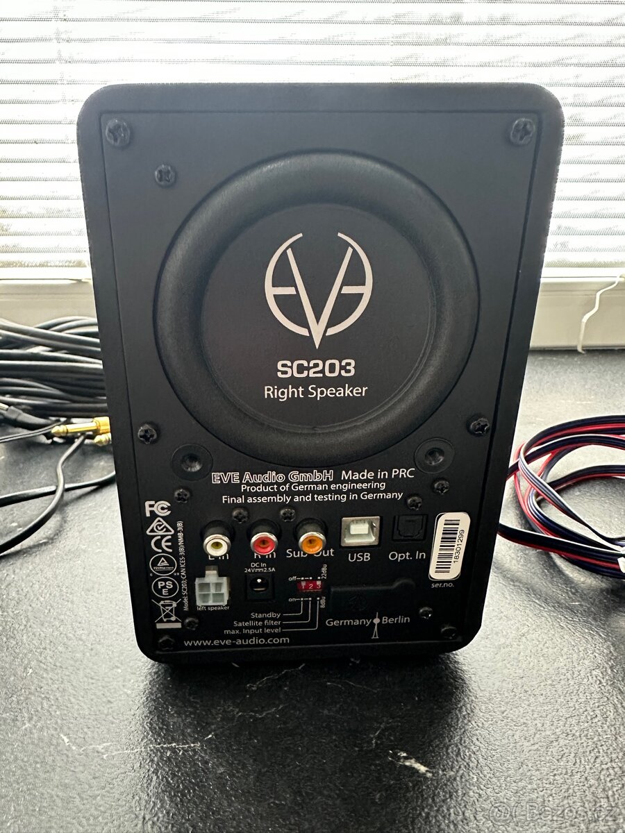 Studiové monitory EVE audio SC203 - 6