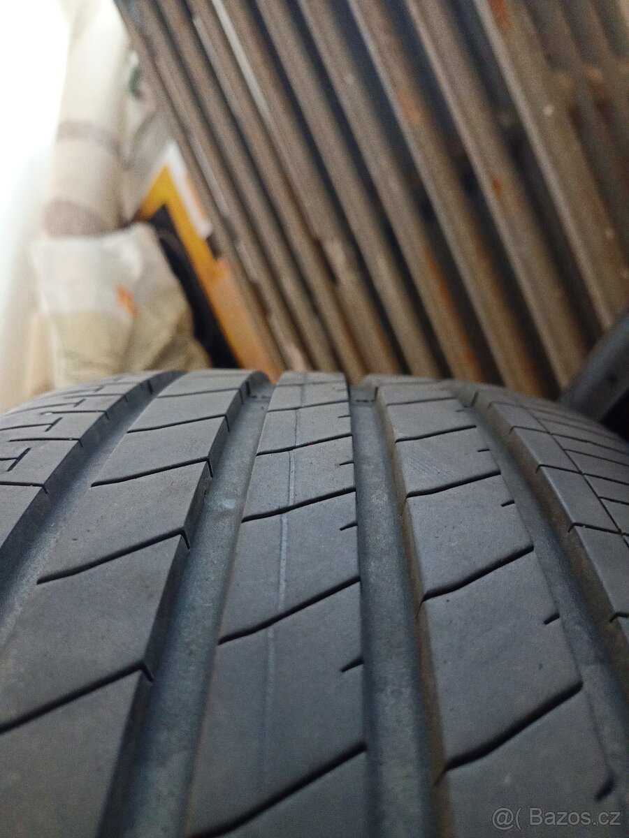 Bridgestone, 215 45 r18 letní - 6