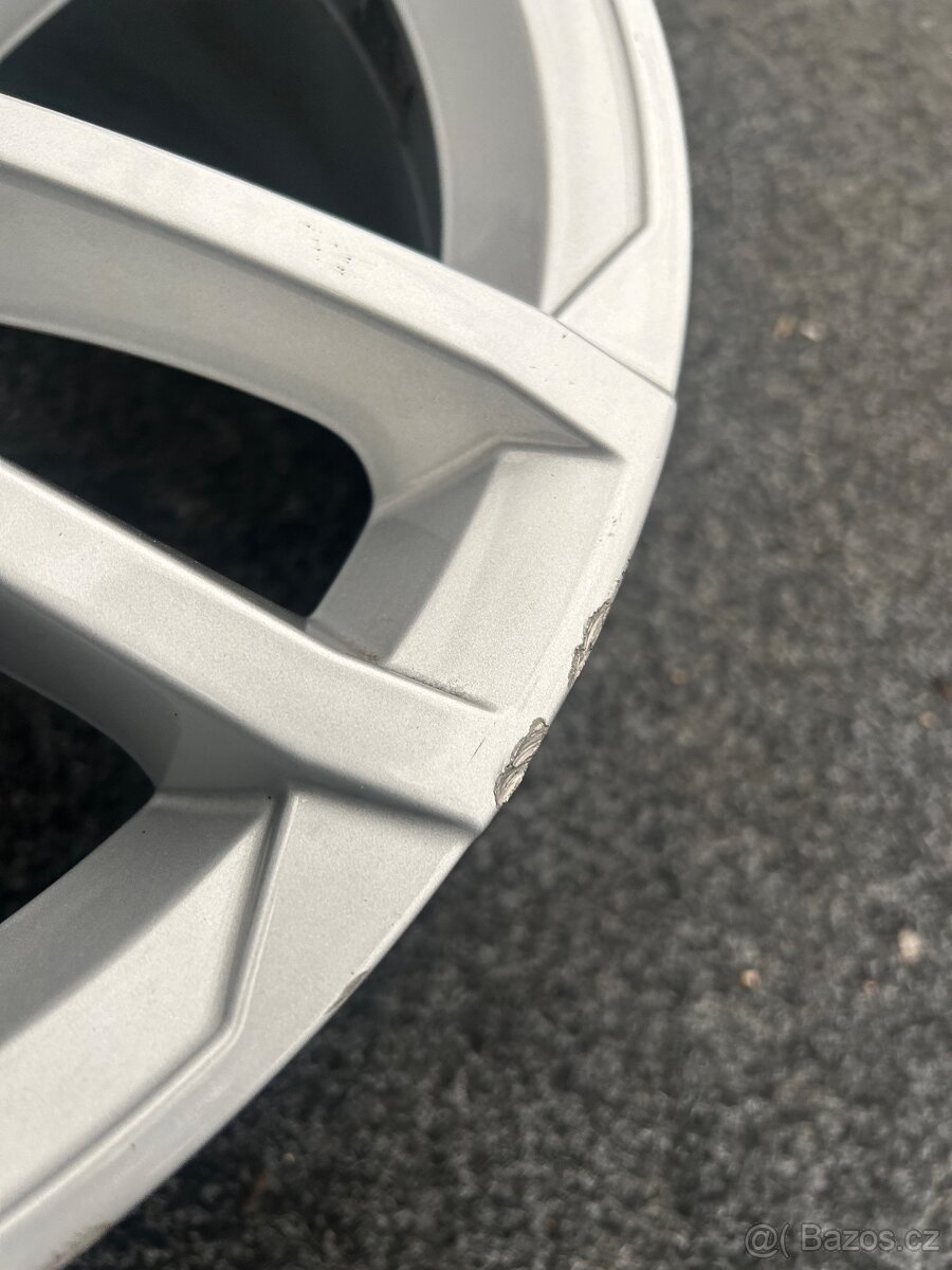 Orig. alu kola VW 5x112 r17 - 6