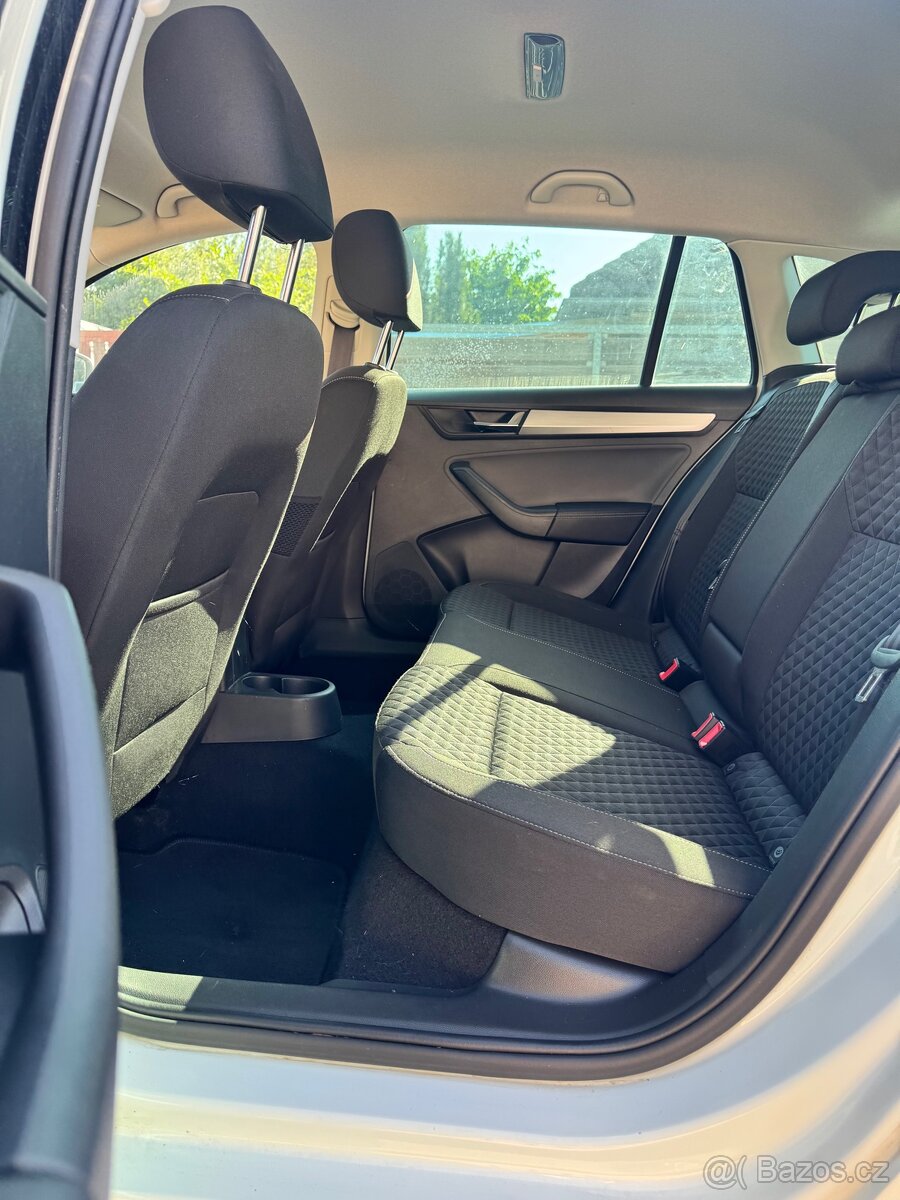 Škoda Rapid Spaceback 1.0 TSI 2017 - 6