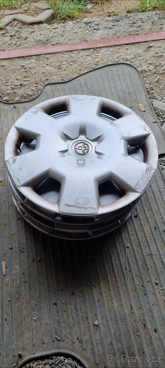 Barum quartaris 5 195/60/15 - 6