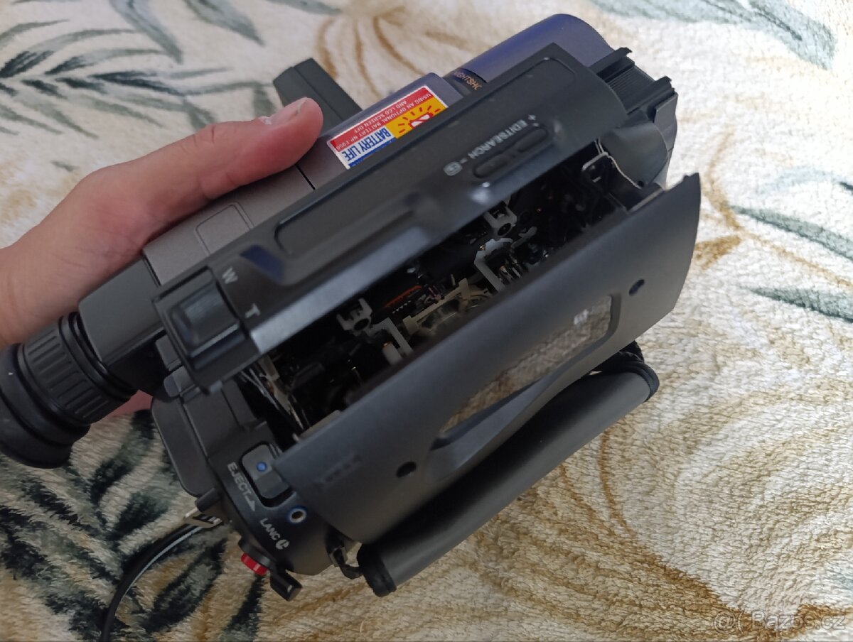 Videokamera Sony CCD-TRV35E Video8 XR - 6