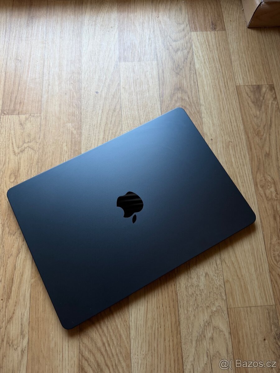 MacBook Air 13” M2 256GB - 6