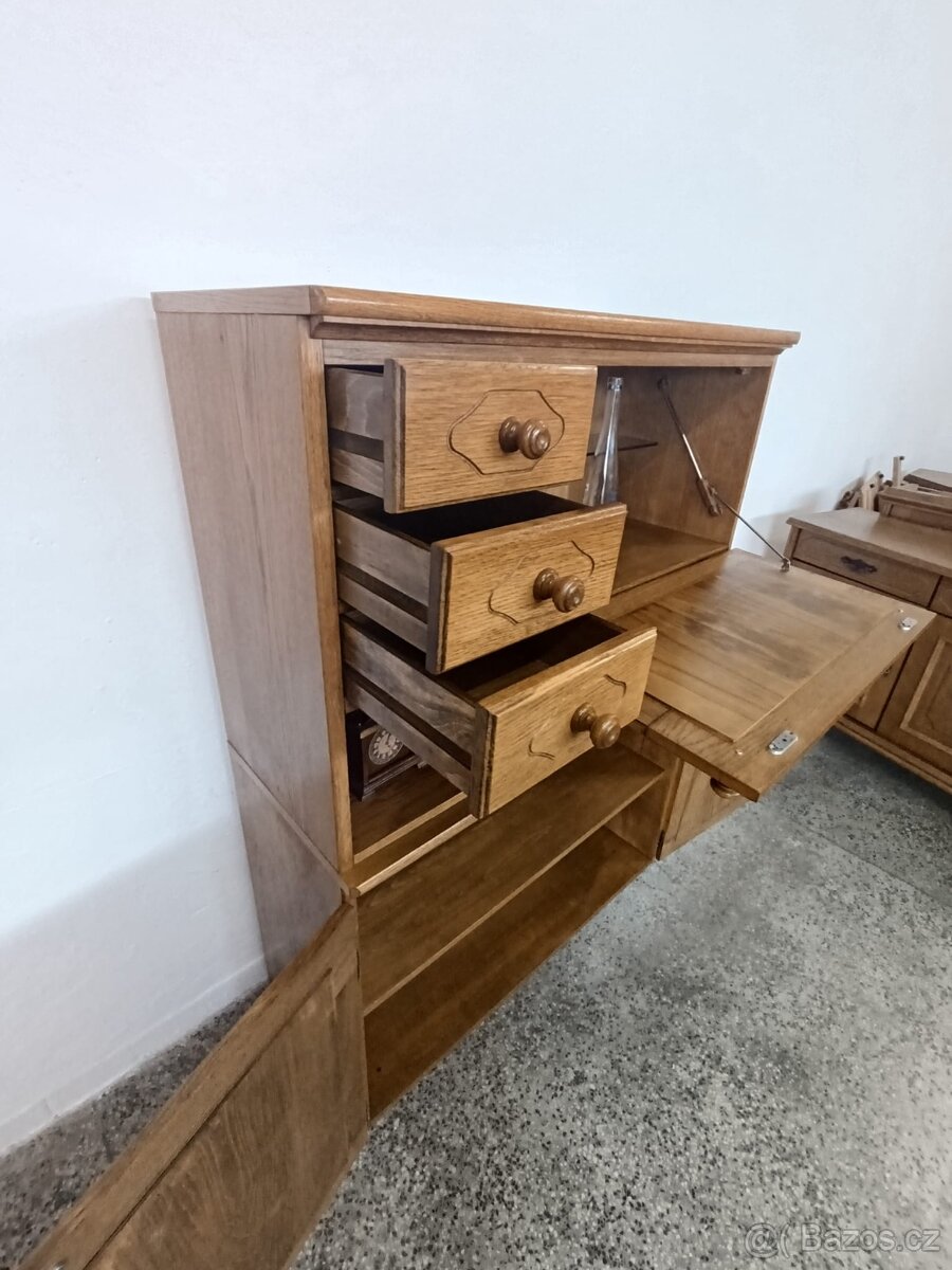 Rustikální masivní skříň - 6