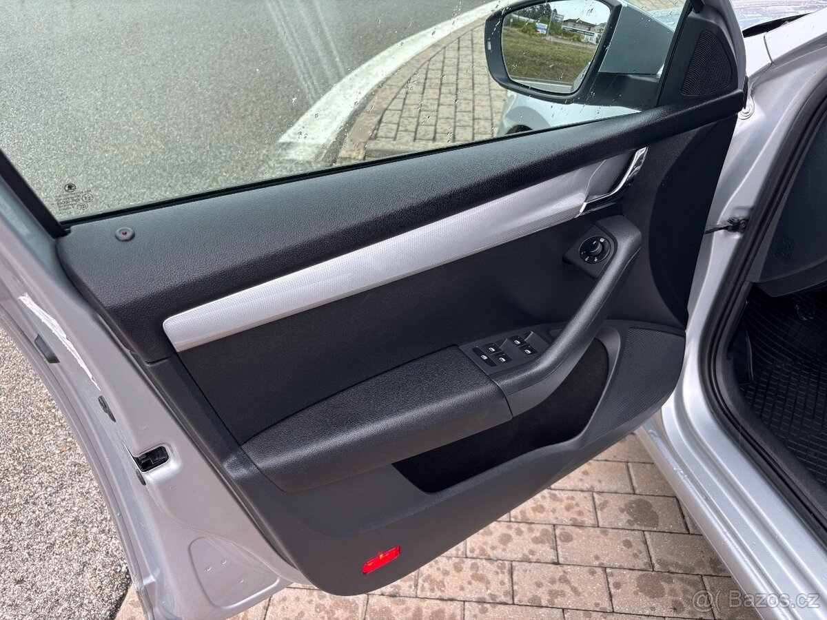 Škoda Octavia 1.6 TDi 77kW - 6
