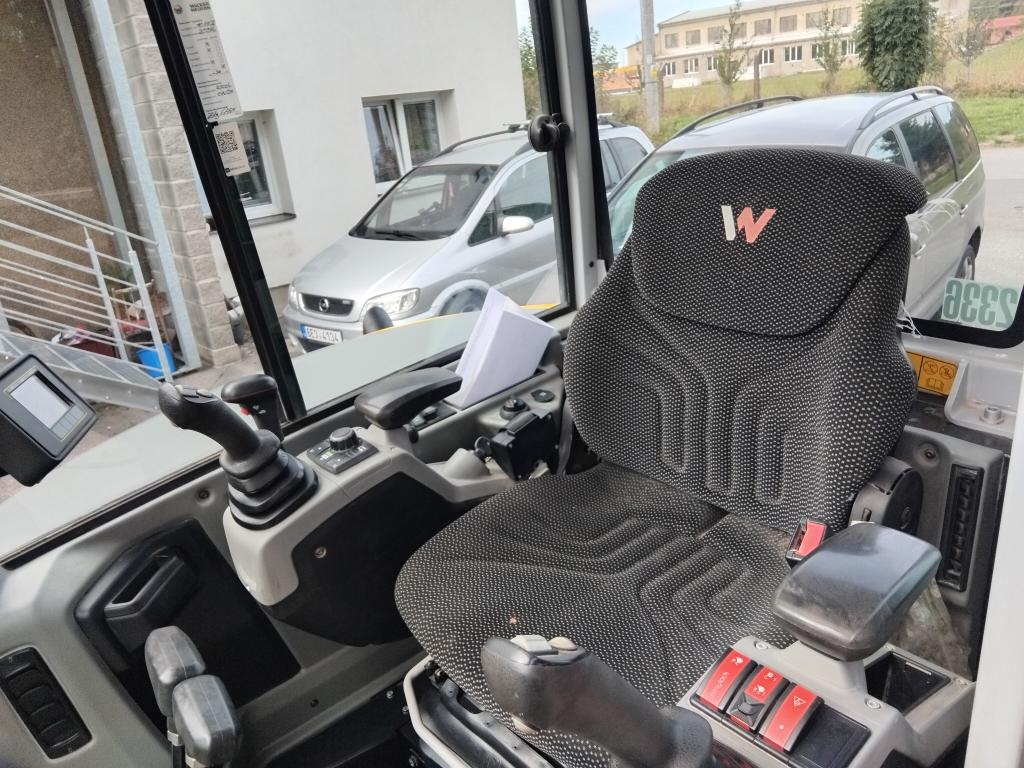 Wacker Neuson EZ36 Powertilt - 6