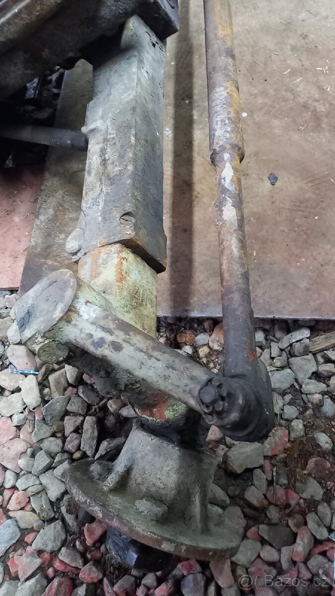 Zetor 25A-přední náprava - 6