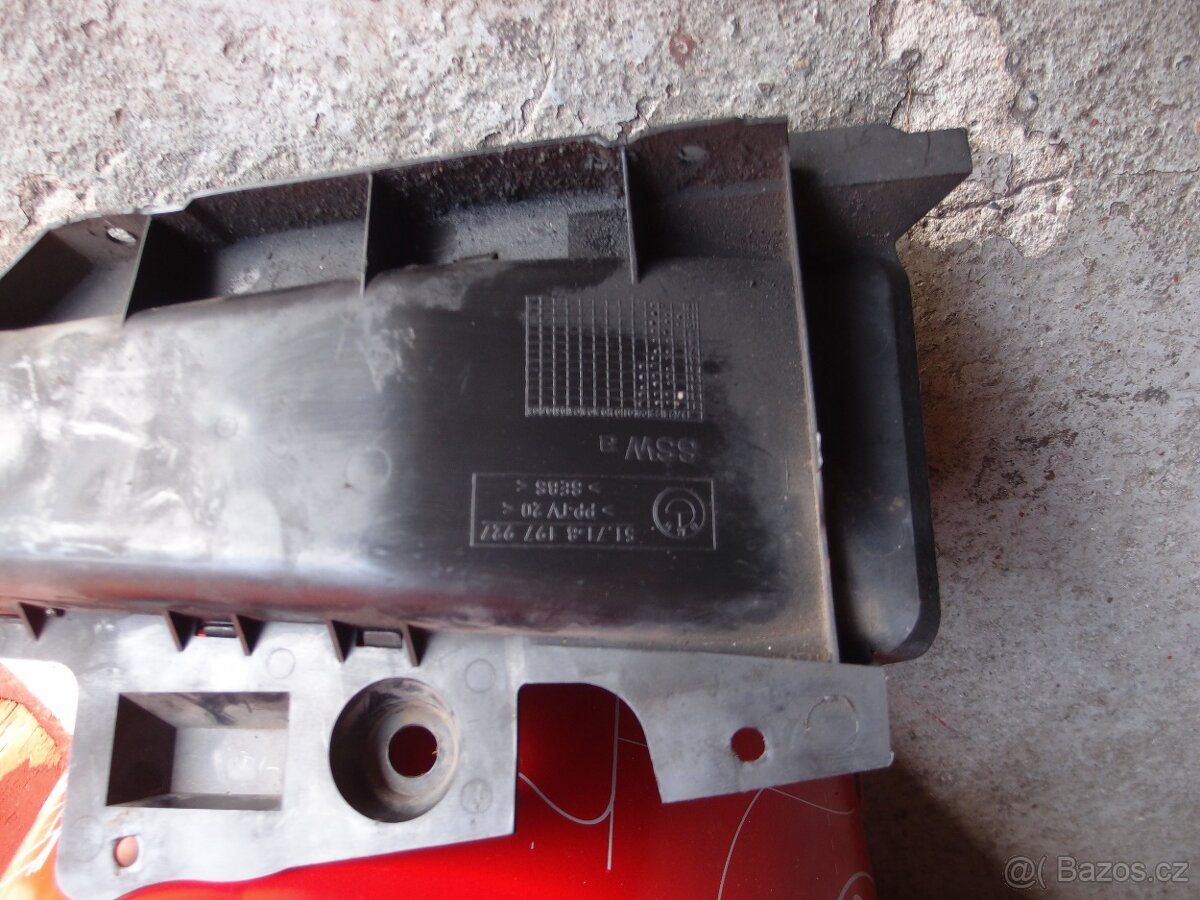 BMW e46 320d 100kW - různé plasty - 6