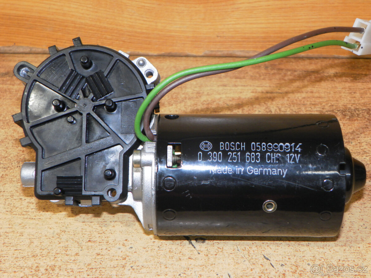 Elektromotor s převodovkou BOSCH 0 390 251 683 CHP 12V, 45ot - 6