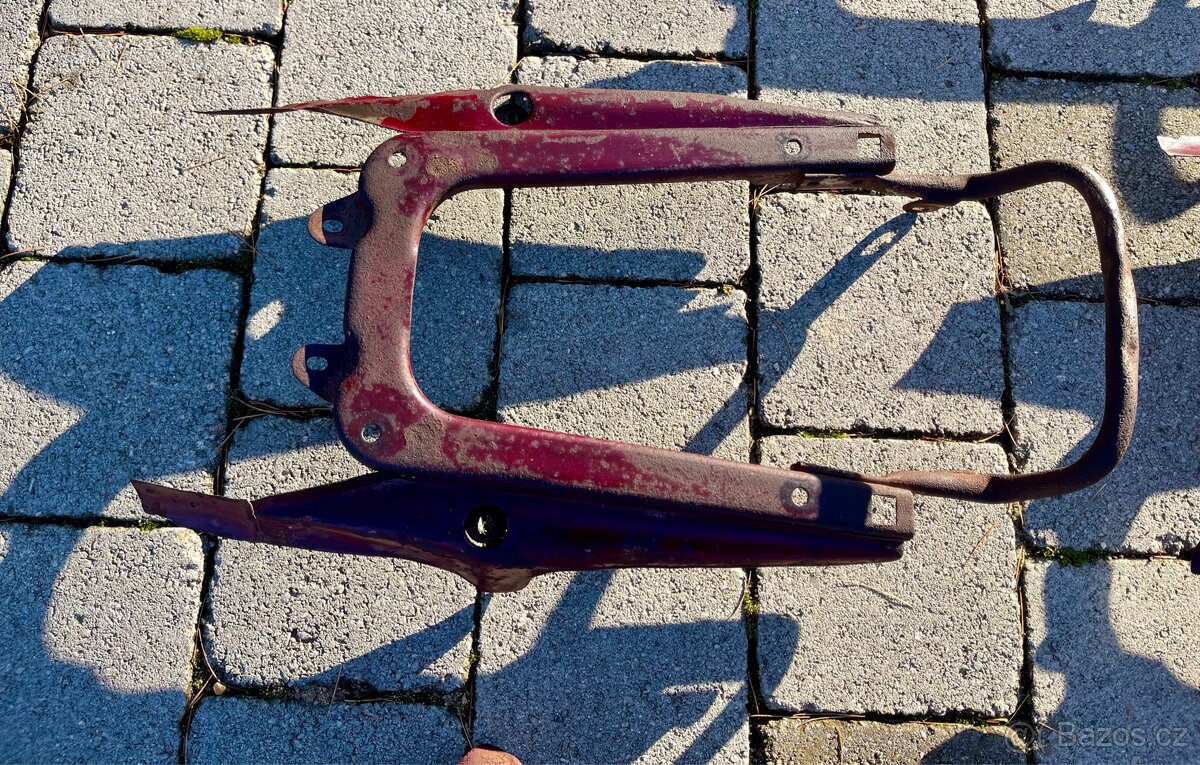 Jawa ČZ 125 175 kývačka - podsedlový rámeček - 6