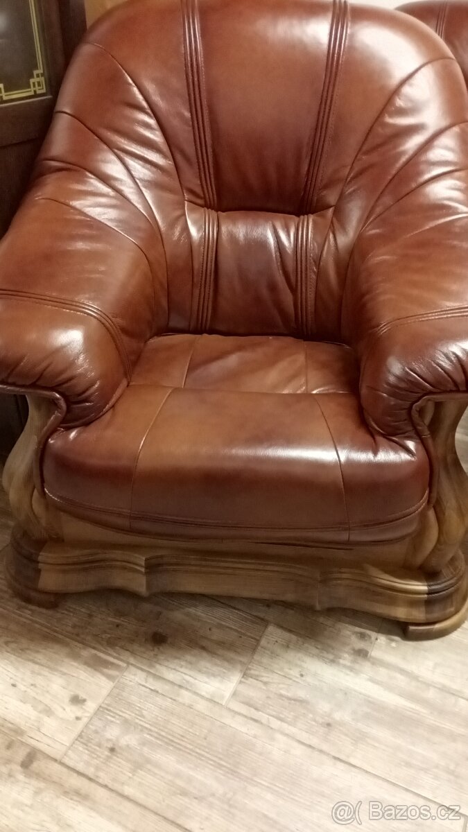 KOŽENÁ SEDAČKA - 6