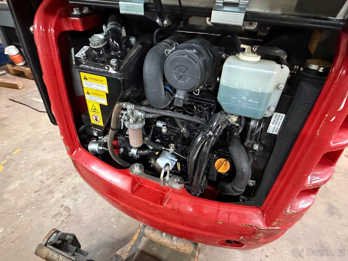 Minibagr Takeuchi TB 216 - 6