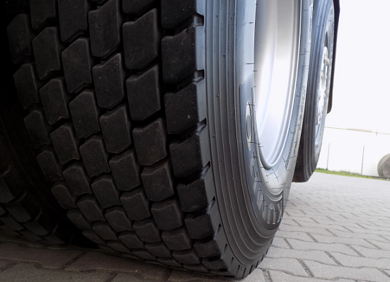 Volvo FH500 6x2 - hákový nosič kontejnerů - 6