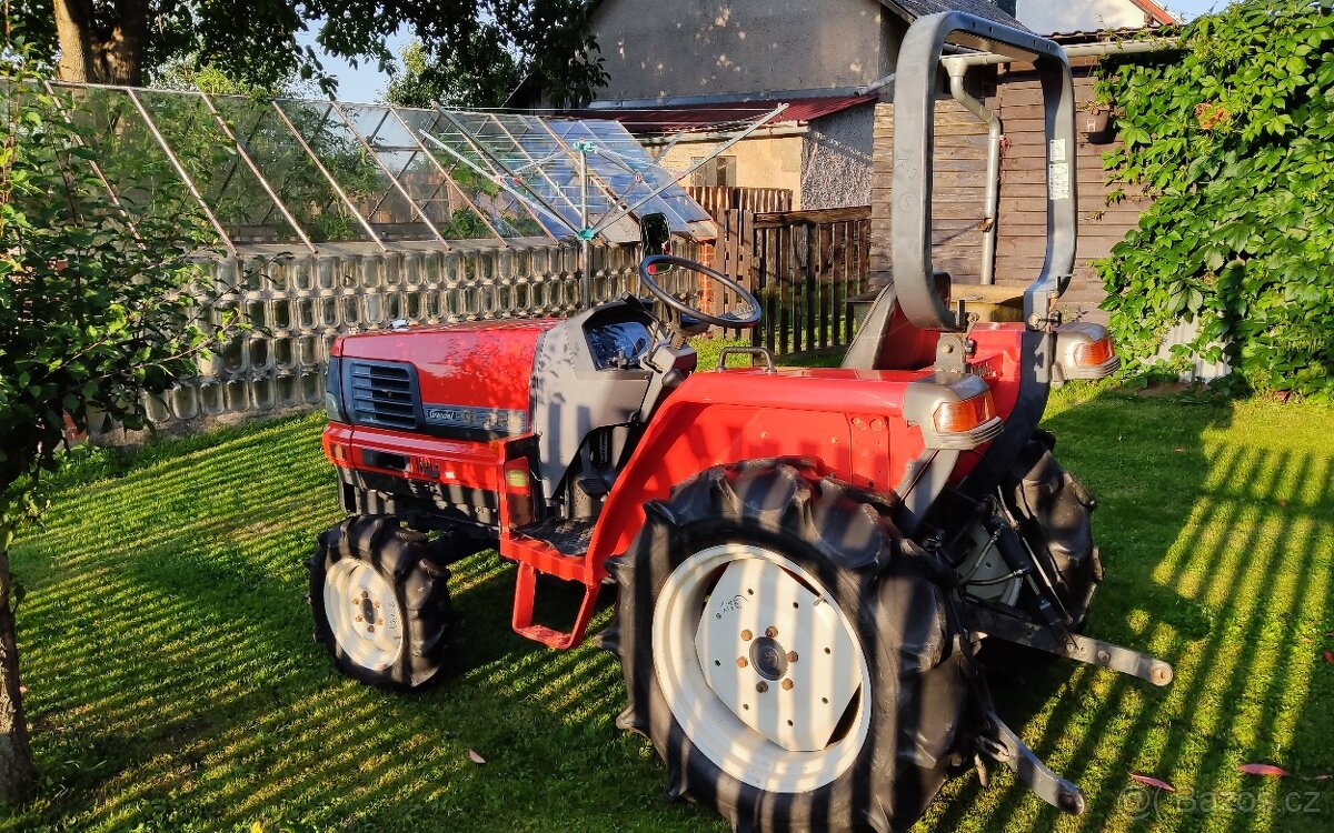 Malotraktor Kubota - 6