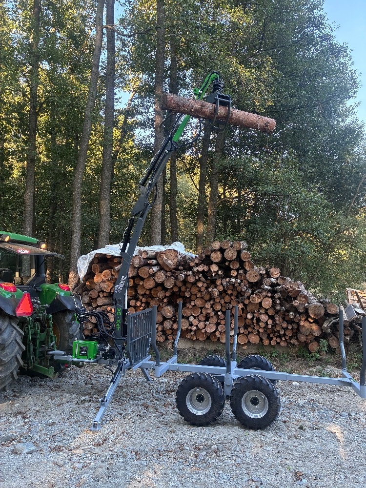 Vyvážečka s motorem Loncin - 6