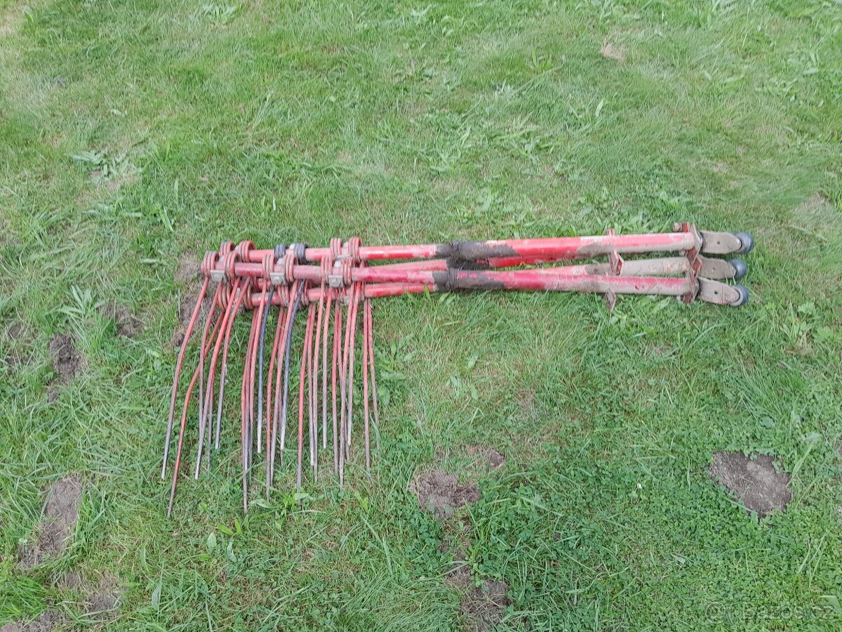 Prodám nesený shrnovač sena Fella 320 TS - 6