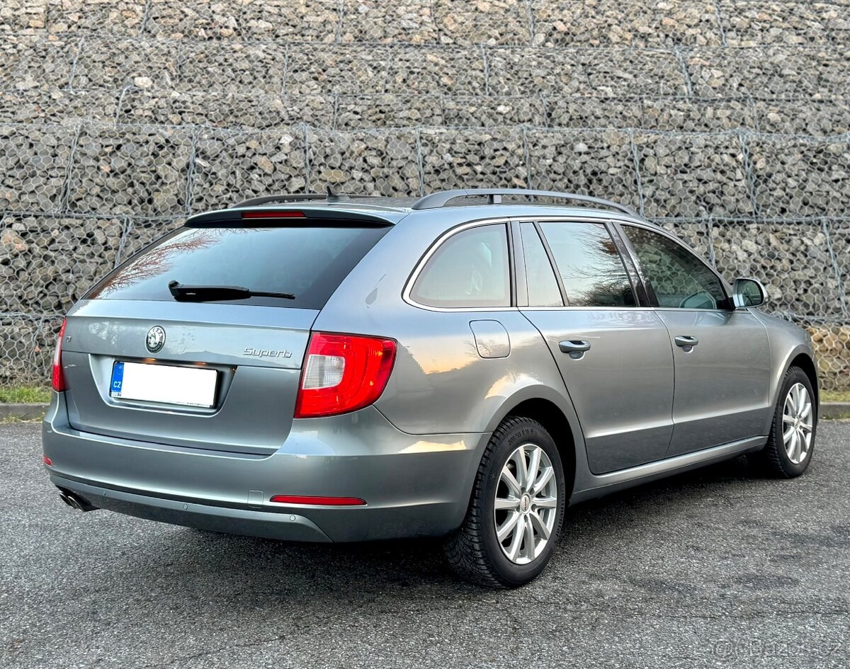Škoda Superb II 2.0TDI 103KW DSG 2013,Navi,ALU R16,BI-XEN - 6