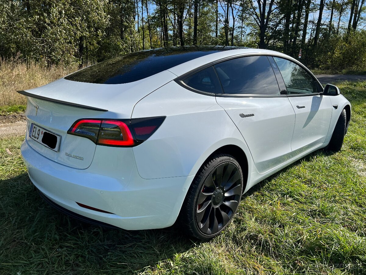 Tesla 3 Performance 9/2021 refresh model - 6