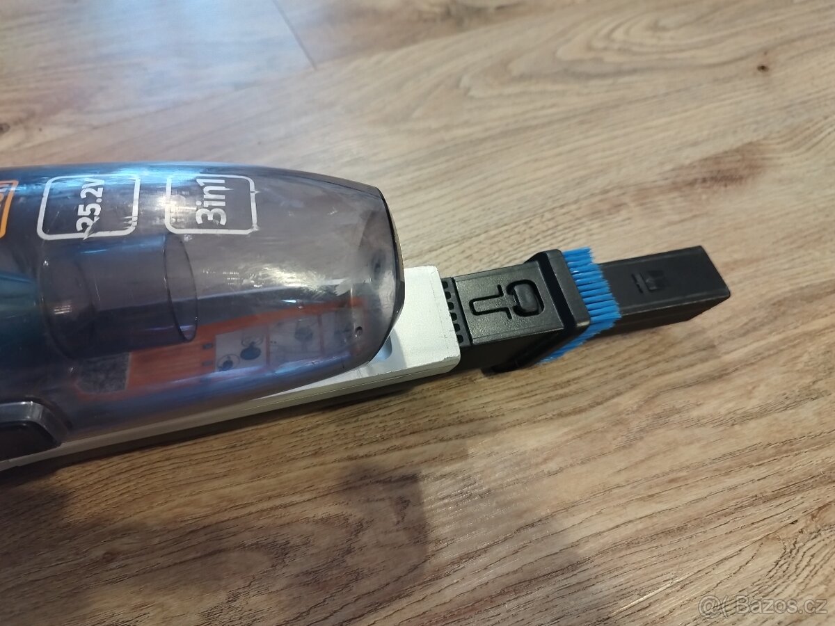 Vysavač Philips 3v1 - 6