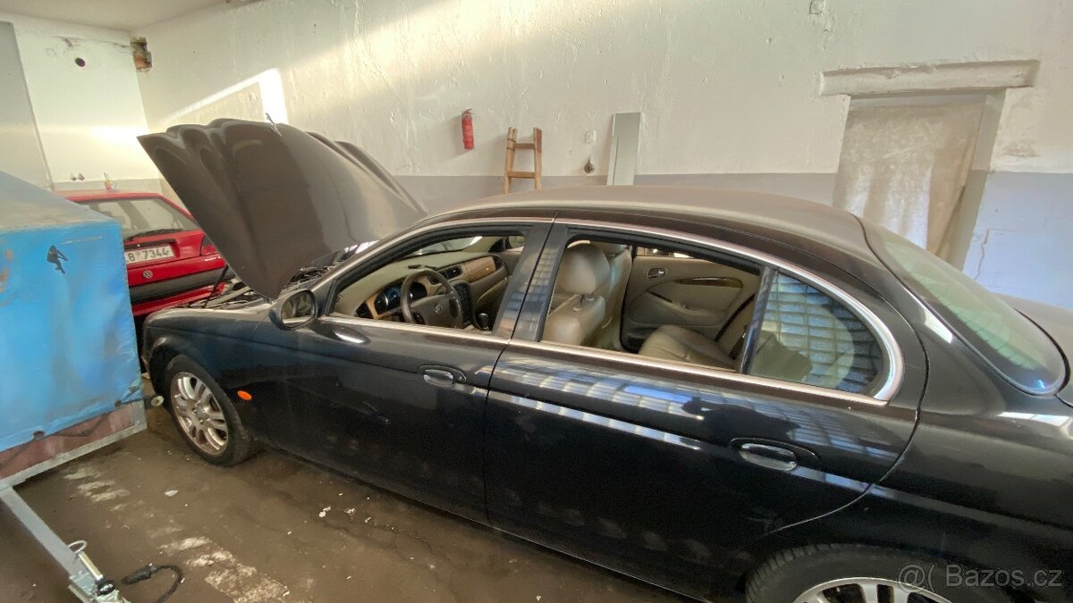 Jaguar S Type 2.7d Manual - 6