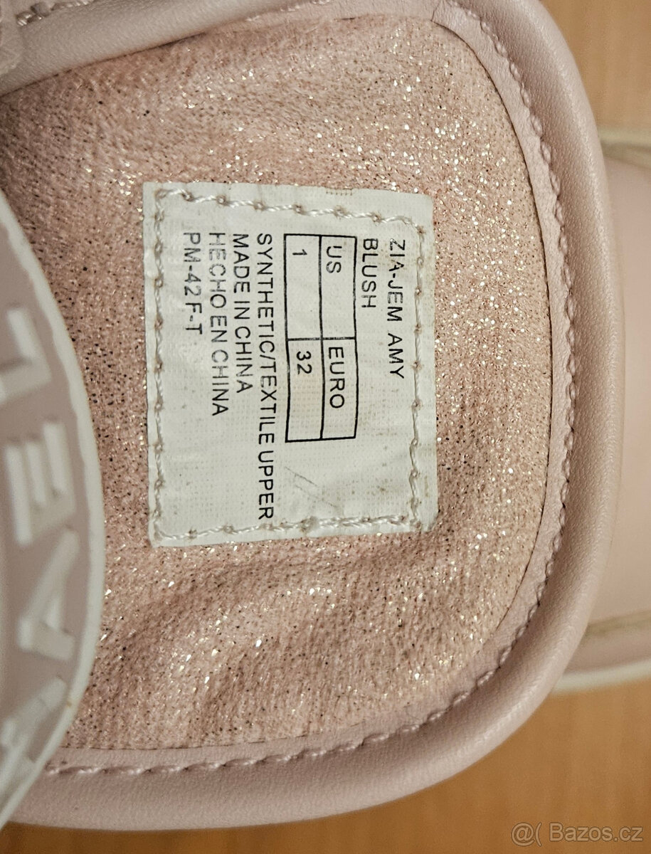 Dívčí kotníčkové boty MK - 6