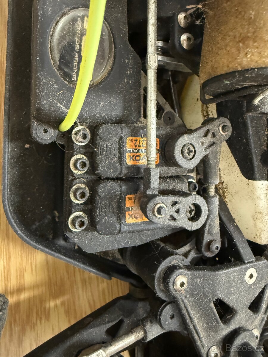 RC Losi 8ight - 6