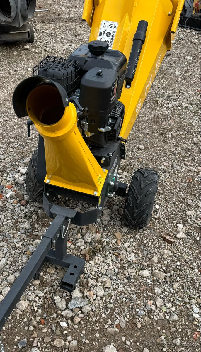 Štěpkovač GS1500 benzínový el. Startér. - 6